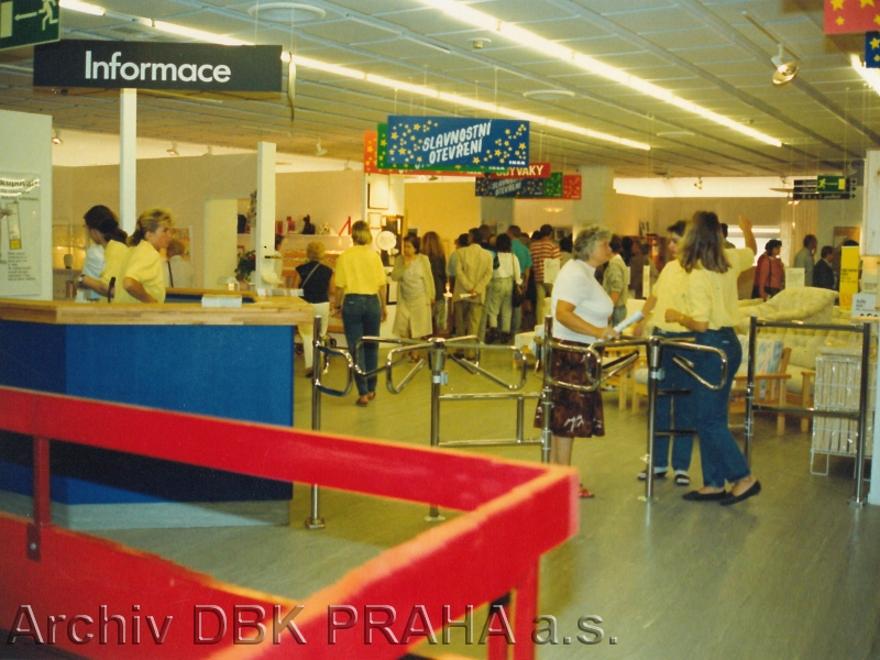 IKEA měla v DBK ve svých začátcích pouze 130-150 zaměstnanců.