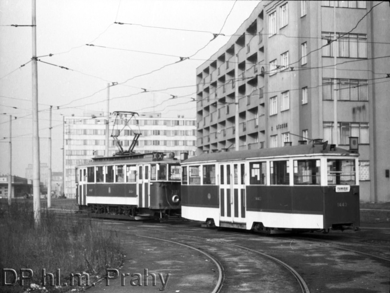 Právě smyčka na Budějovické si zahrála ve známém filmu Elmara Klose a Jána Kadára „Tam na konečné“ z roku 1957.